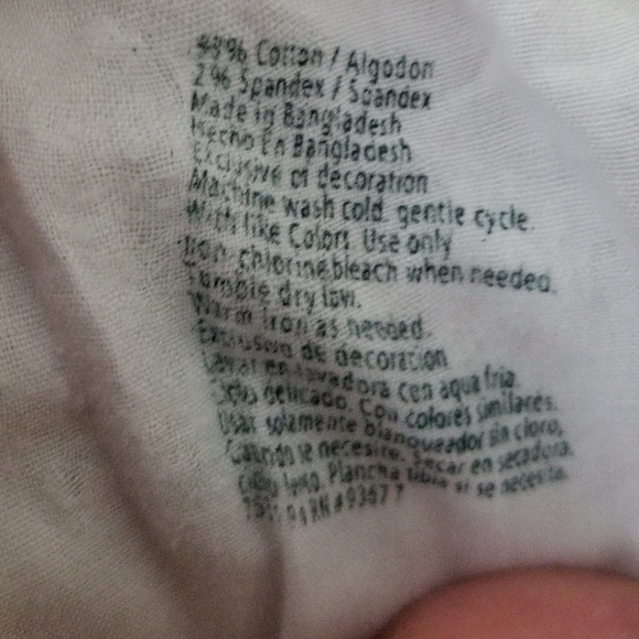 St. John's Bay capris - Picture 5 of 5